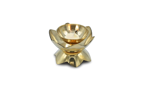 Gī lampiņa, svečturis